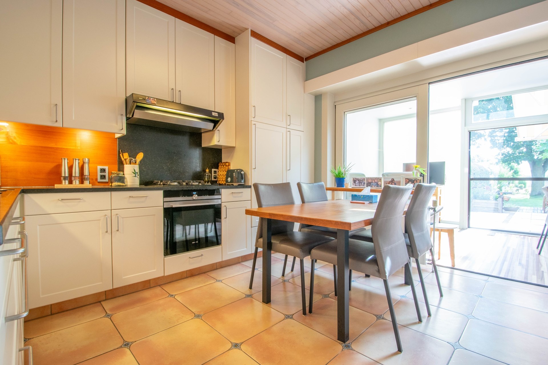 House for rent in Sint-Gillis-Waas with 4 bedrooms - photo 5