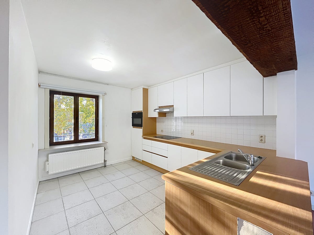 Appartement duplex à louer à Bruges - photo 3