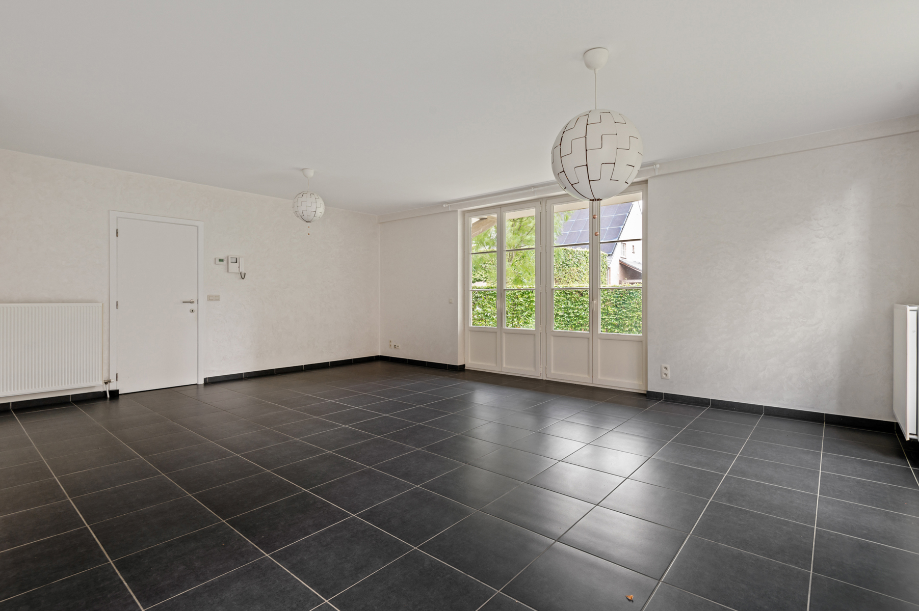 Zeer ruim gelijkvloers appartement in Residentie "Augustijnenpark". - foto 5