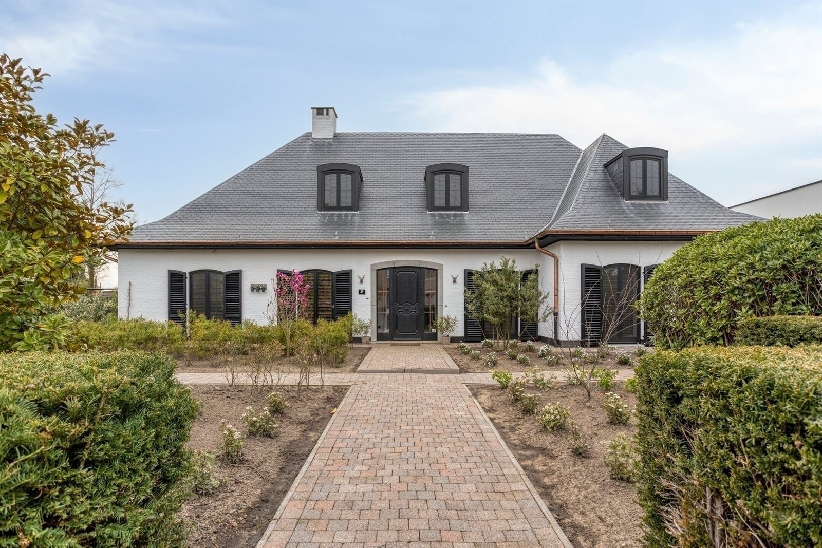 Uitzonderlijk ruime charmante villa op 2451m² - foto 2
