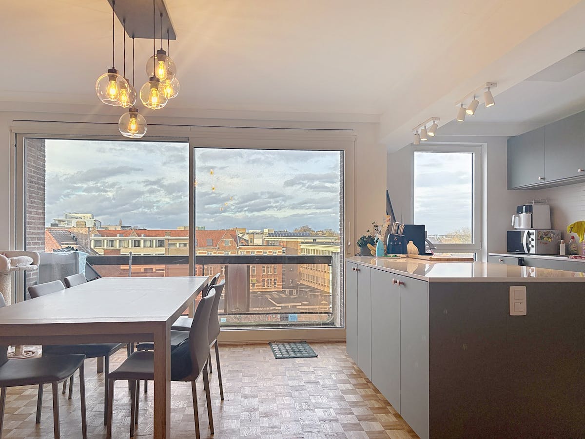 Appartement de 2 chambres avec terrasse dans le centre de Roeselare - photo 2