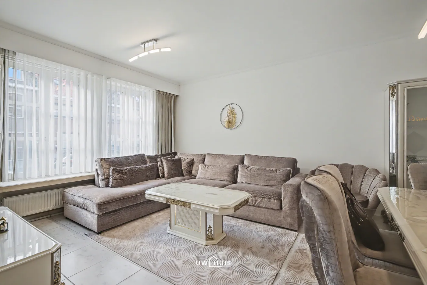 Gerenoveerde woning met 4 slaapkamers en dakterras in centrum Beveren - foto 4