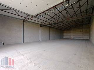 Nieuw gerenoveerde KMO-unit met een oppervlakte van 379 m², de unit maakt deel uit van de nieuwe KMO-ontwikkeling 'VLASCO 2' bestaande uit...