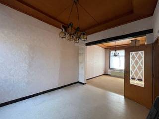 NIEUWSTRAAT 90, 2840 TERHAGENWoonst met garage en tuin! Deze te renoveren woning heeft veel in huis! Enerzijds is er de centrale ligging in Terhagen,...