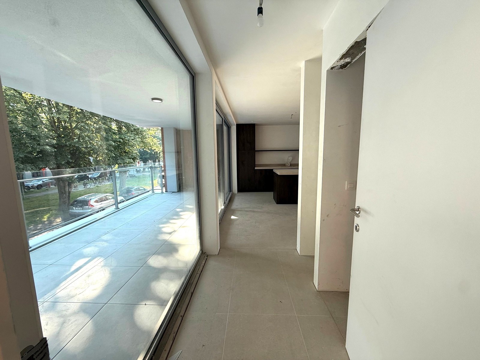 Appartement met 2 slaapkamers. - foto 2