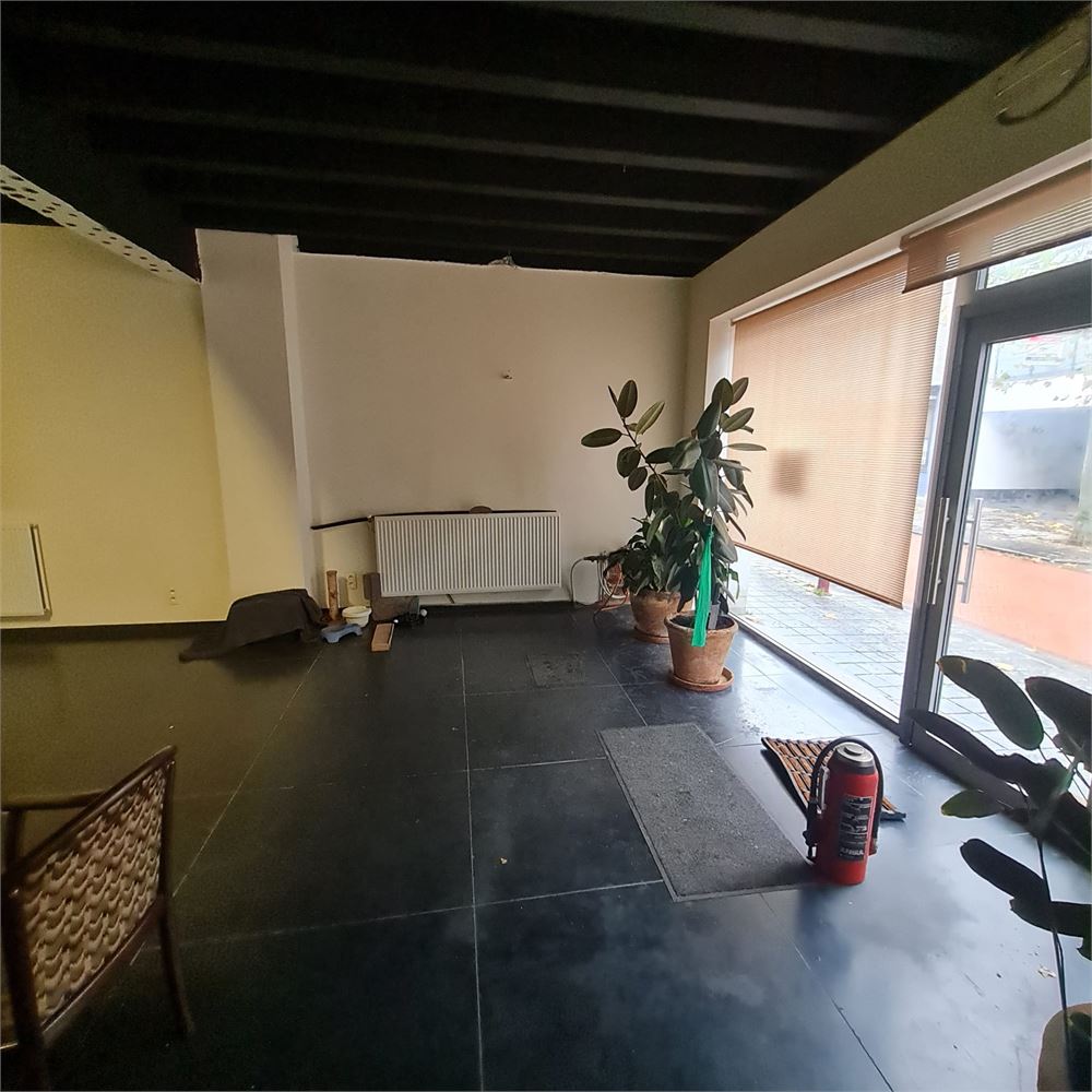 Investeringsmogelijkheid in het hart van Maasmechelen: Kruindersweg 55 - foto 2