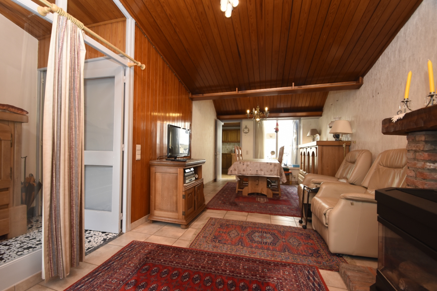 Te renoveren woning met grote Zuidgerichte tuin - foto 3