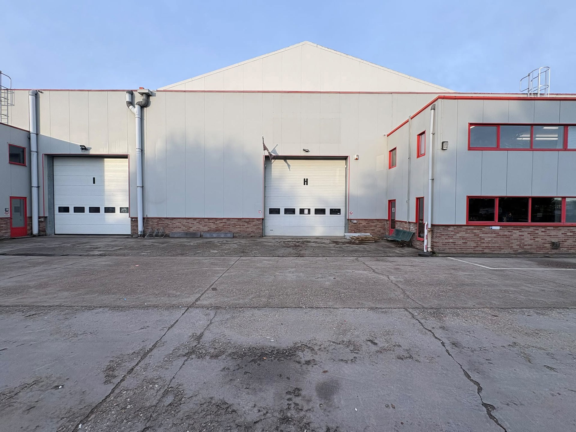 Commercial à louer à Beveren-Kruibeke-Zwijndrecht