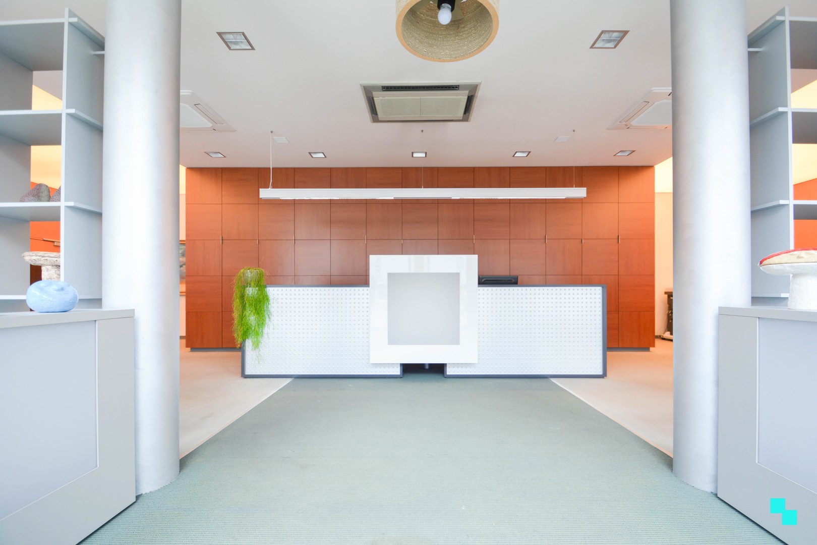 Commercieel gebouw van ca. 206 m² in het centrum van Izegem - foto 2