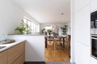 Groen wonen met alles dichtbijDe Krijgslaan in Wilrijk is zo’n plek waar je simpelweg graag thuiskomt. Park Van Eeden ligt vlakbij voor een frisse...