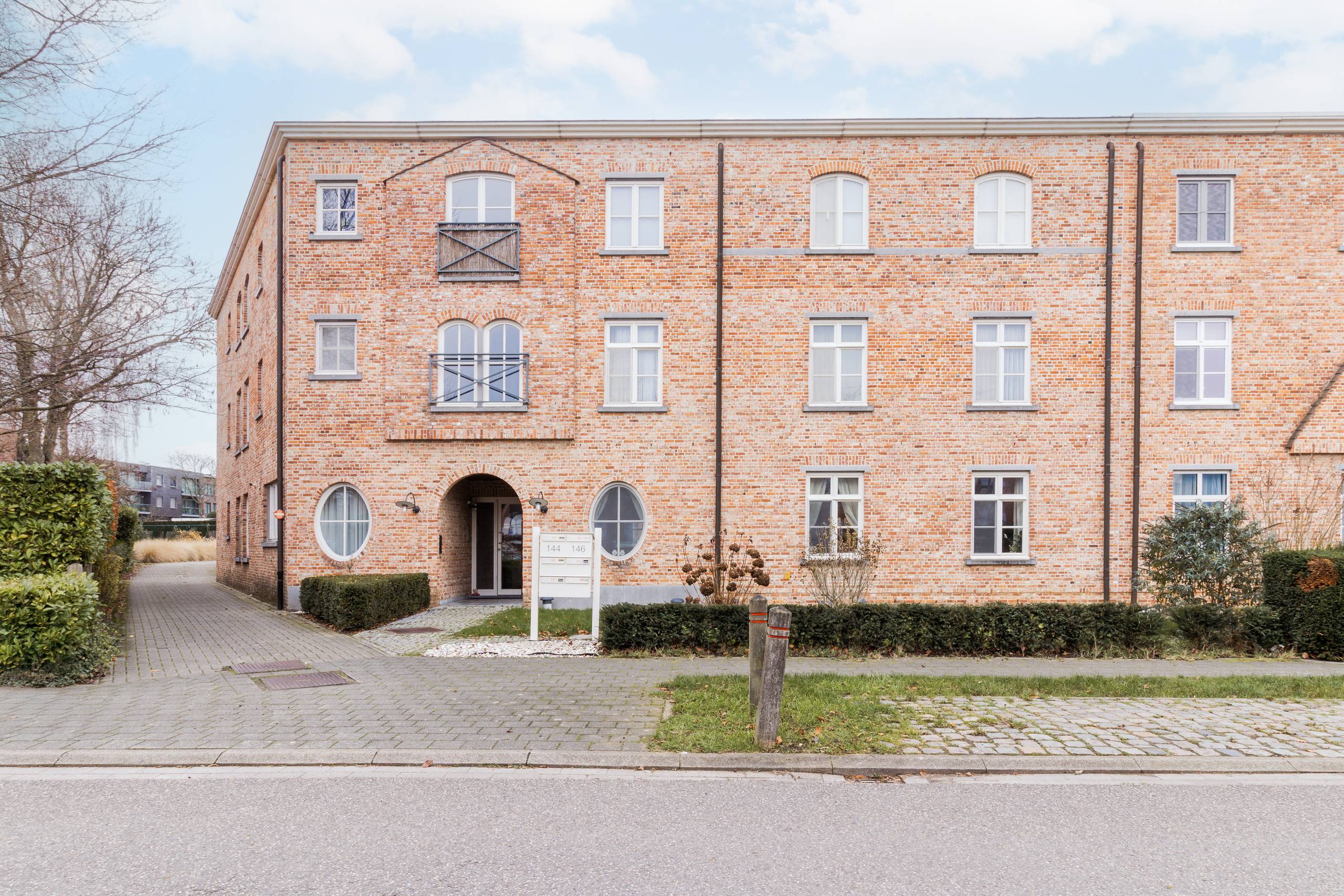 Gelijkvloers appartement met grote tuin en garage in Edegem - foto 1