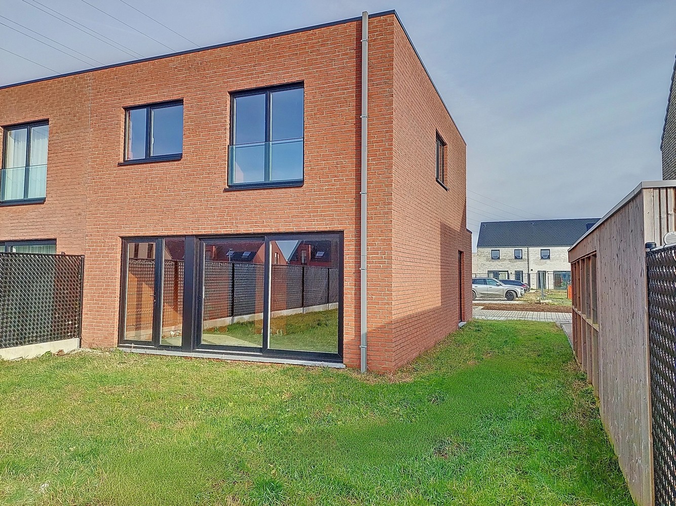 Energiezuinige woning met 3 slaapkamers - foto 2