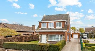 BEZOEKMOMENT ZATERDAG 11/4 VAN 10U TOT 12U (enkel op afspraak)Bent op zoek naar een open bebouwing met een zuid georiënteerde tuin te Belsele? Dan...