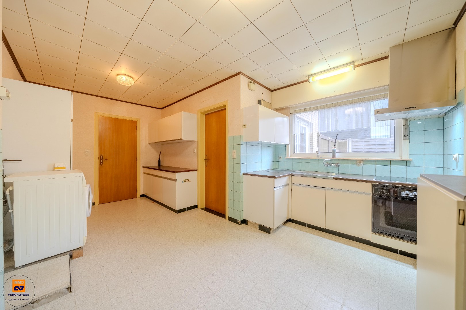 Te renoveren halfopen bebouwing met ruime achtertuin te Evergem - foto 5