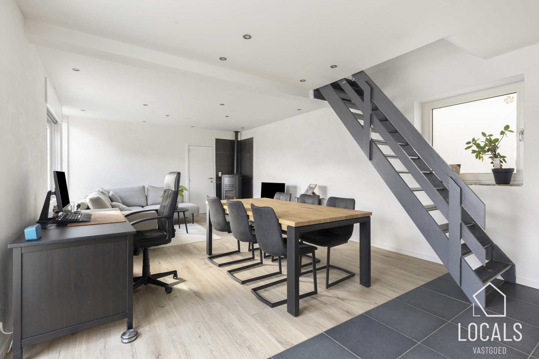 Instapklare woning met garage en tuin in hartje Liedekerke - foto 5