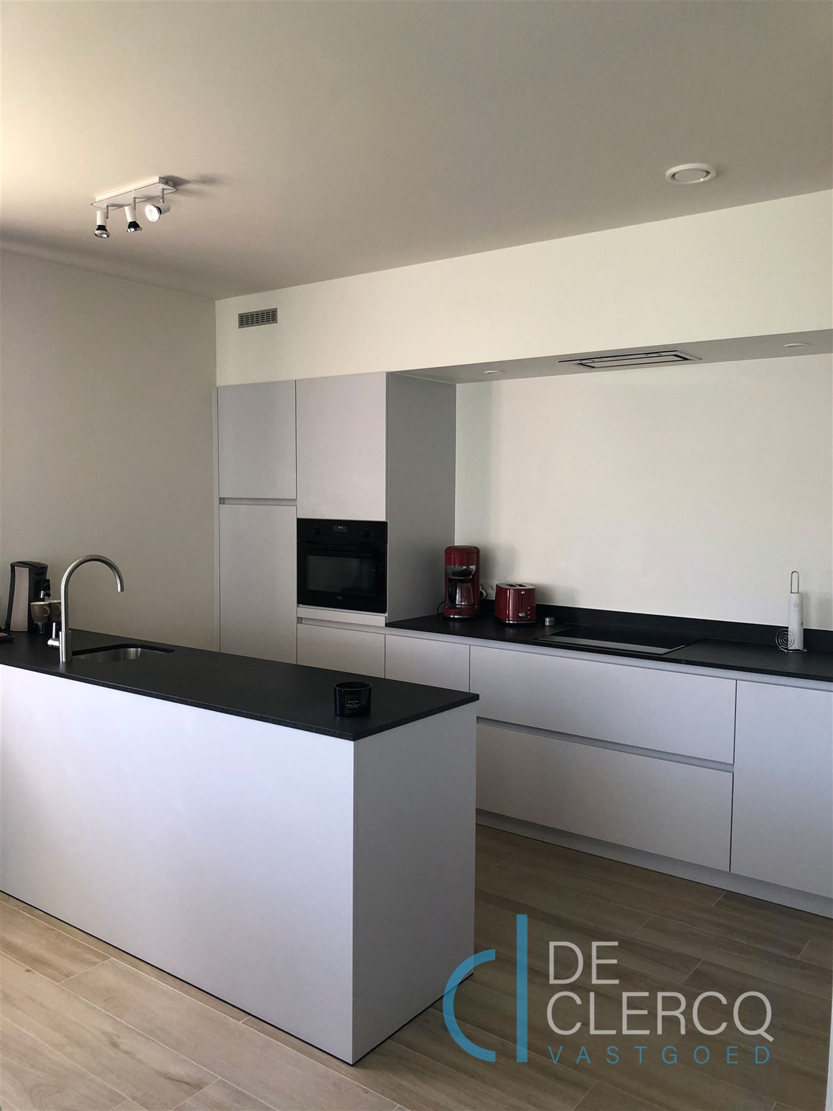 Tijdloos gelijkvloers appartement met terras te Lochristi! - foto 5