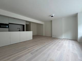 Prachtig afgewerkt appartement met twee slaapkamers gelegen op de eerste verdieping met lift in een kleinschalige en gezellige residentie...