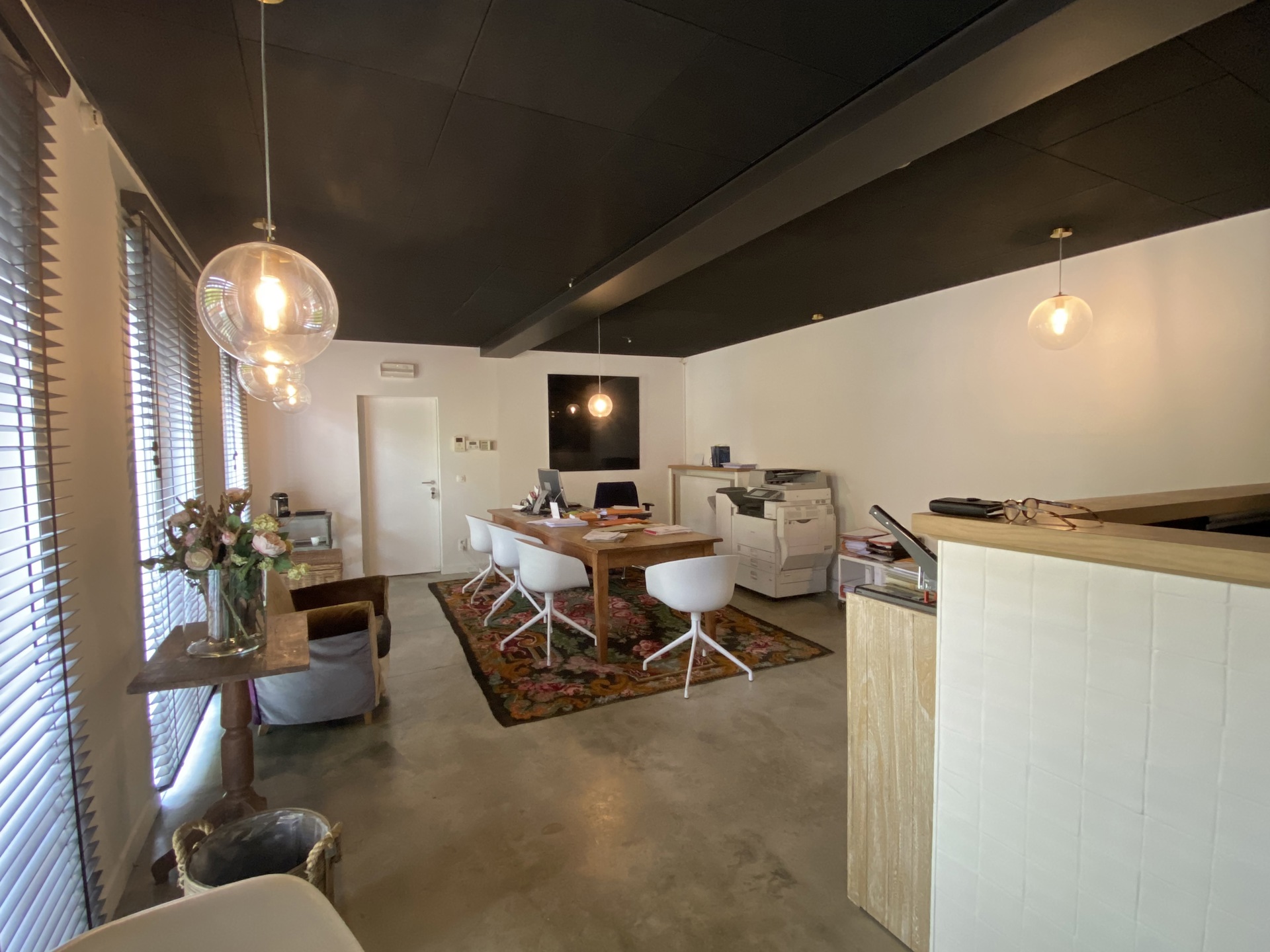 Kantoor/handelsruimte  te huur in het hartje van Hoogstraten! - foto 4