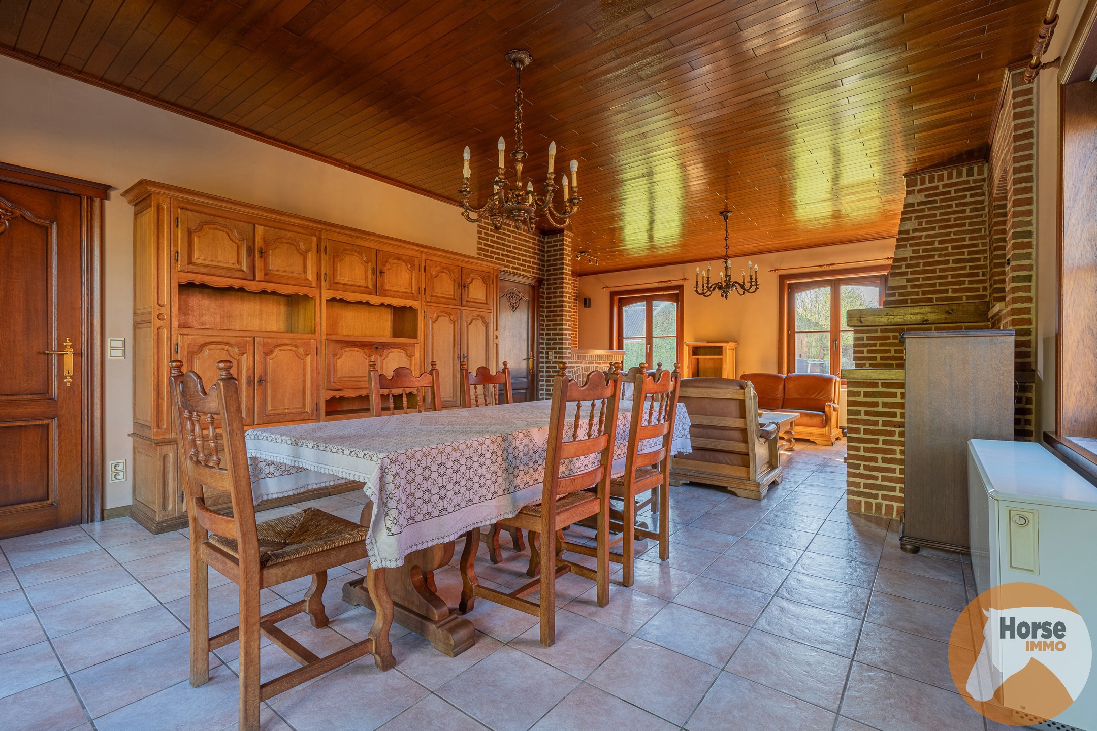 ERPE-MERE - Ruime villa met potentieel in rustige straat - foto 5