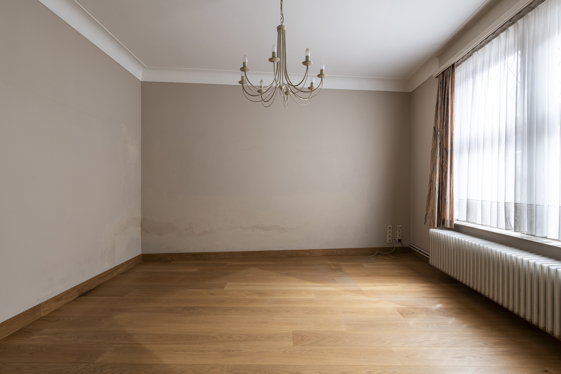 Ruime woning met 6 slpks en garage in centrum Beerse - foto 4