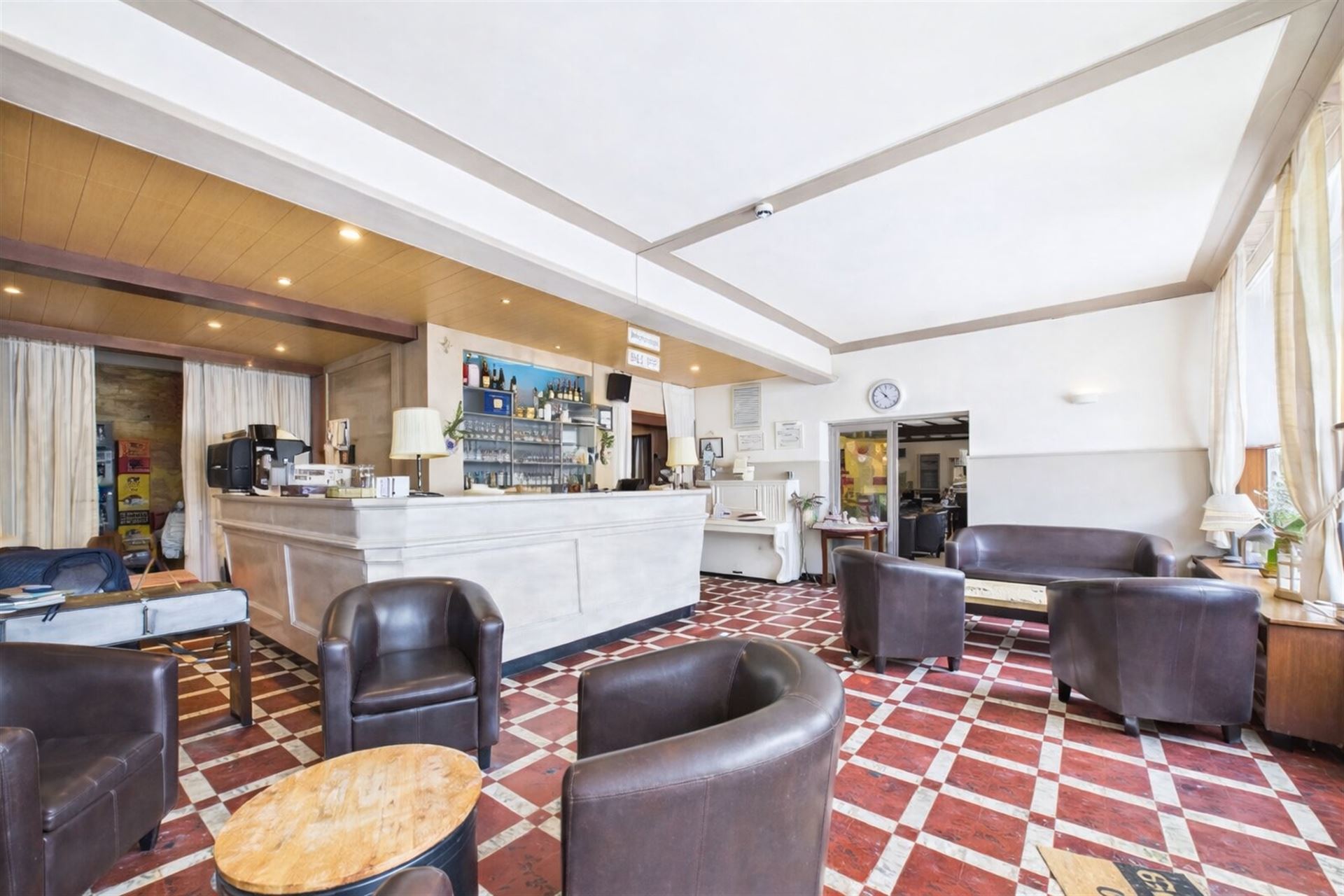 Hotel met 10 kamers in Corbion - foto 4