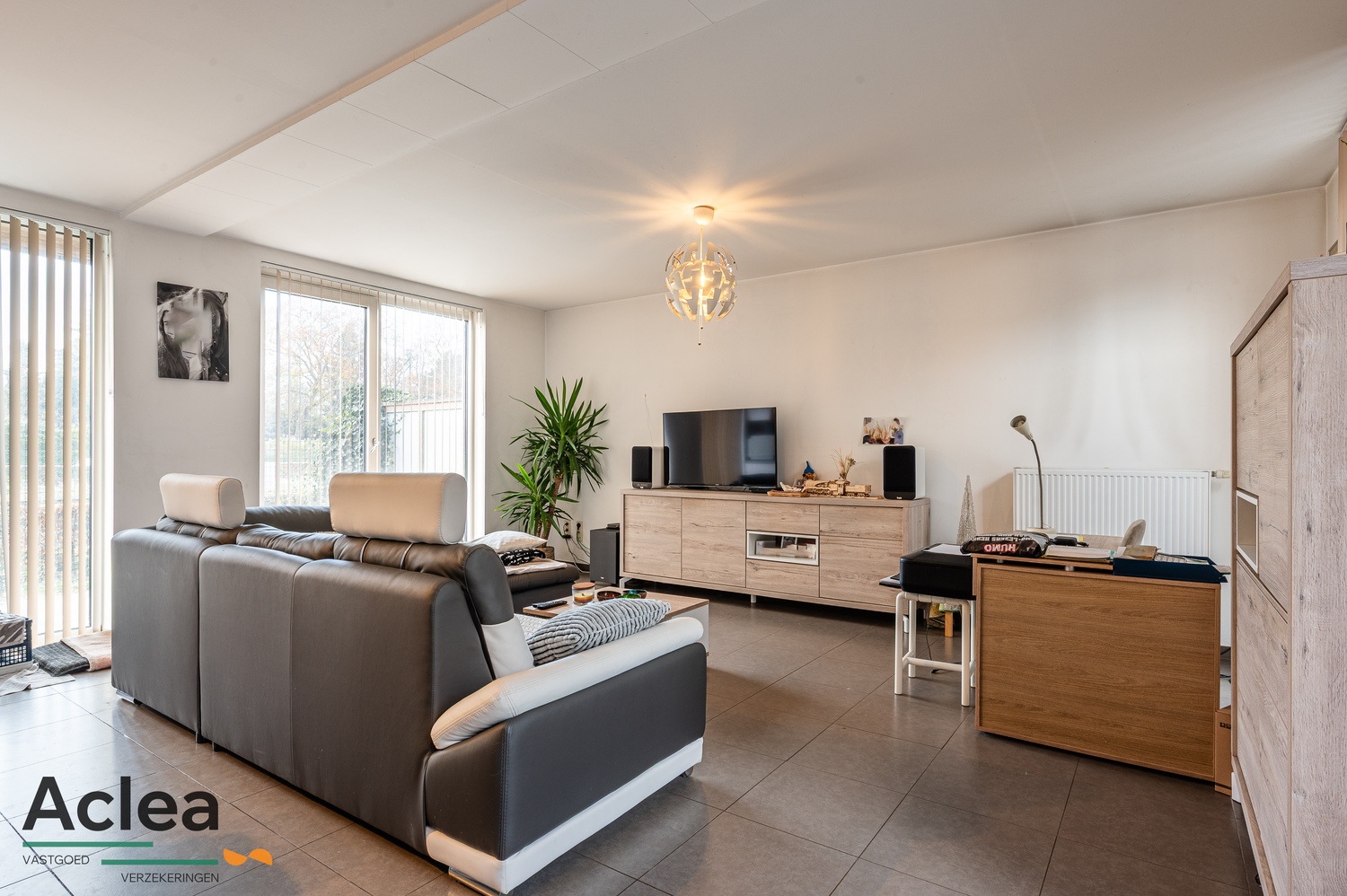 Woning met 3 slaapkamers, garage en 2 ruime terrassen in rustige woonomgeving - foto 2