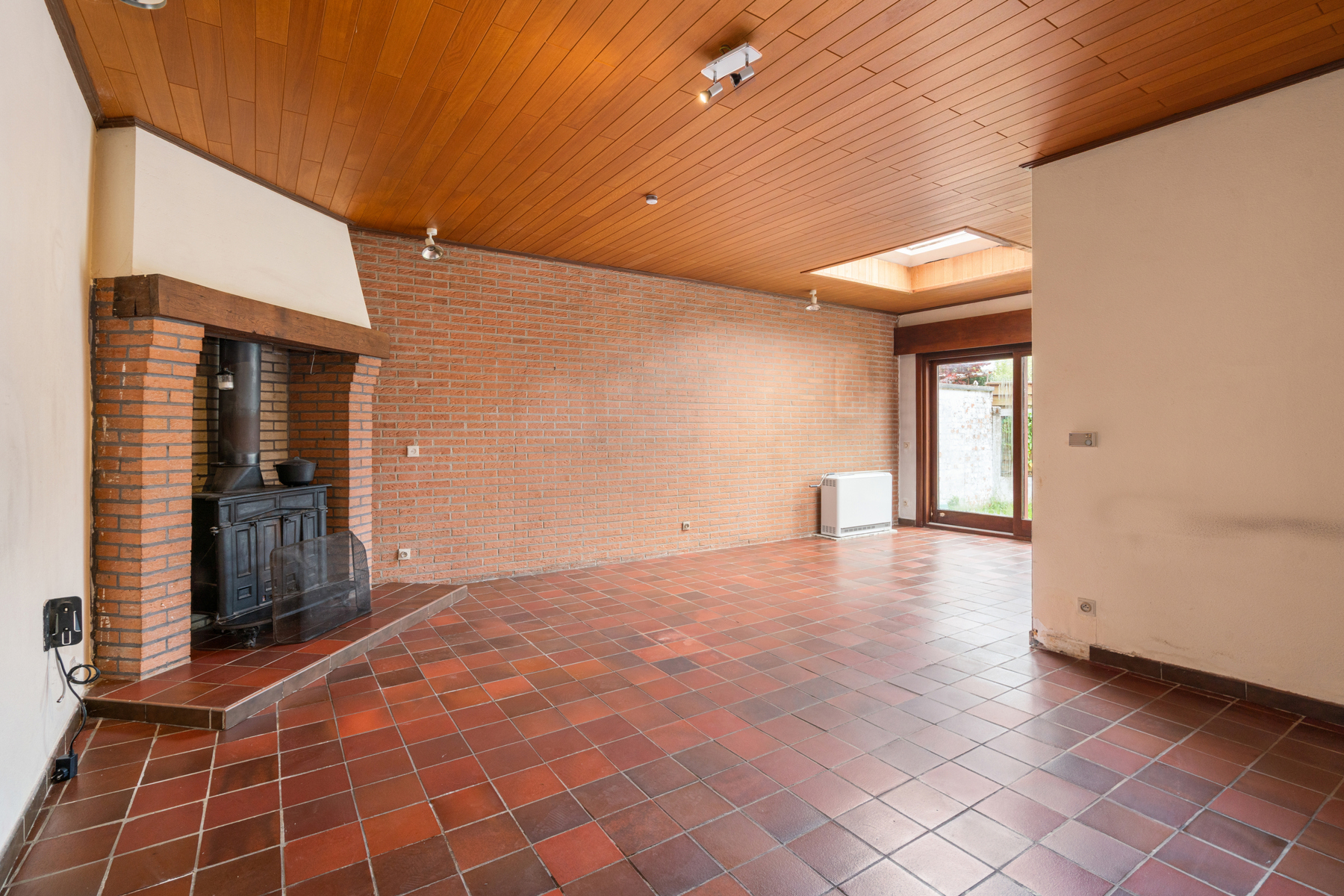 Te renoveren woning met 3 slaapkamers  - foto 4