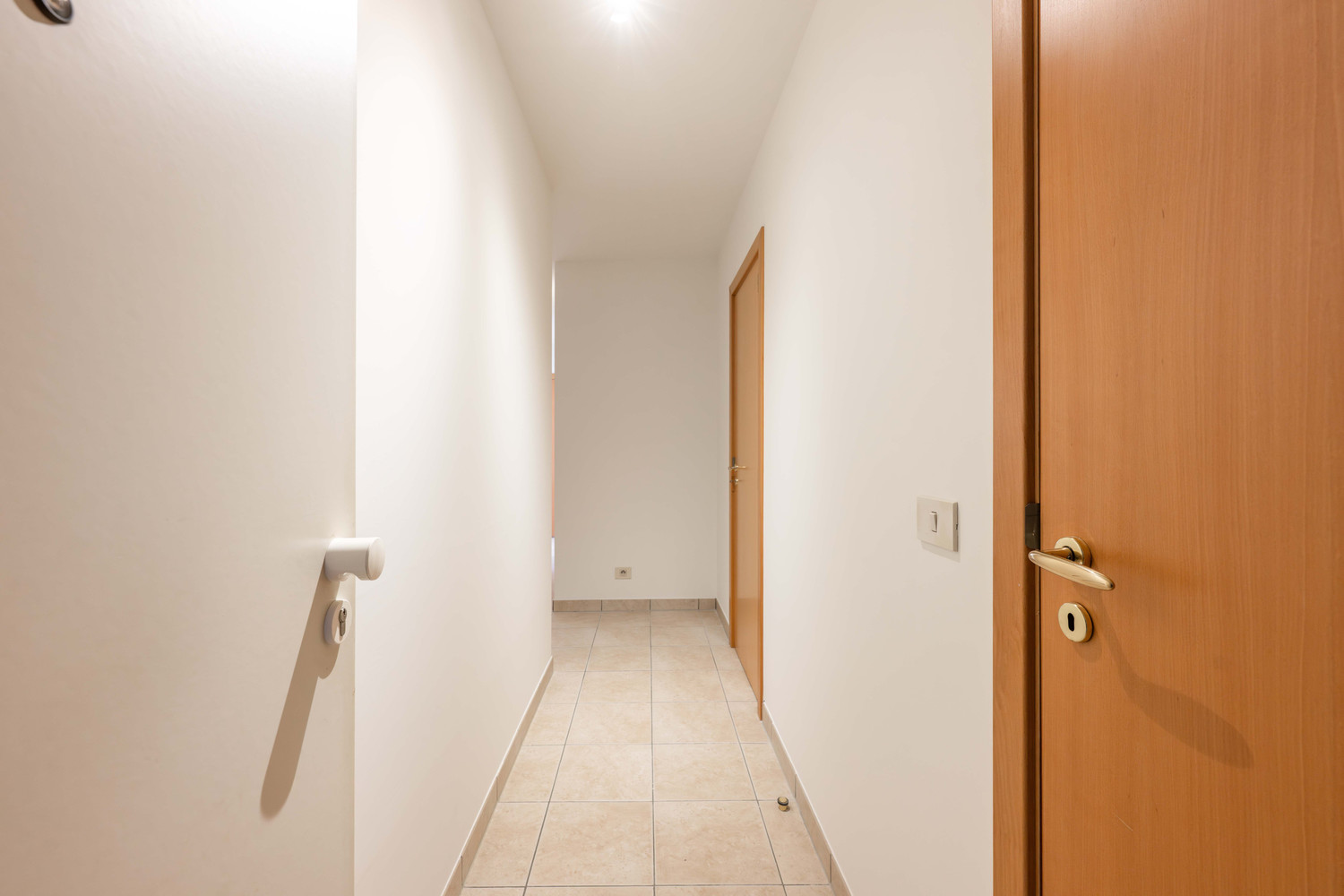 Appartement met garage te Meulebeke. - foto 4