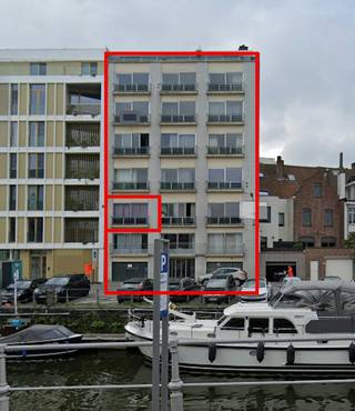 This studio enjoys a prime location along the renewed Leieboorden, with a beautiful view of the water and within walking distance of the...