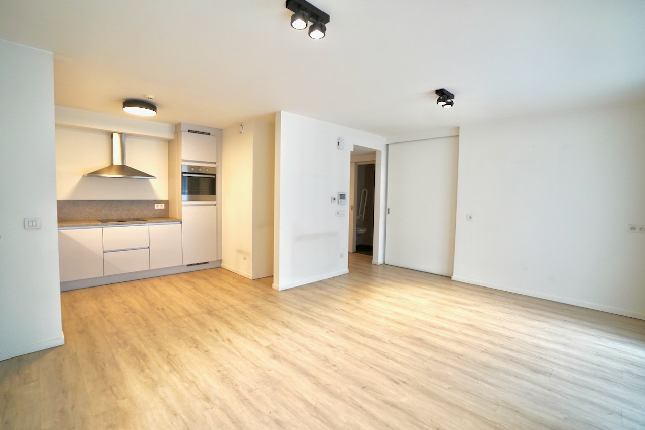 Totaal afgewerkte serviceflat te Lievegem ! - foto 5