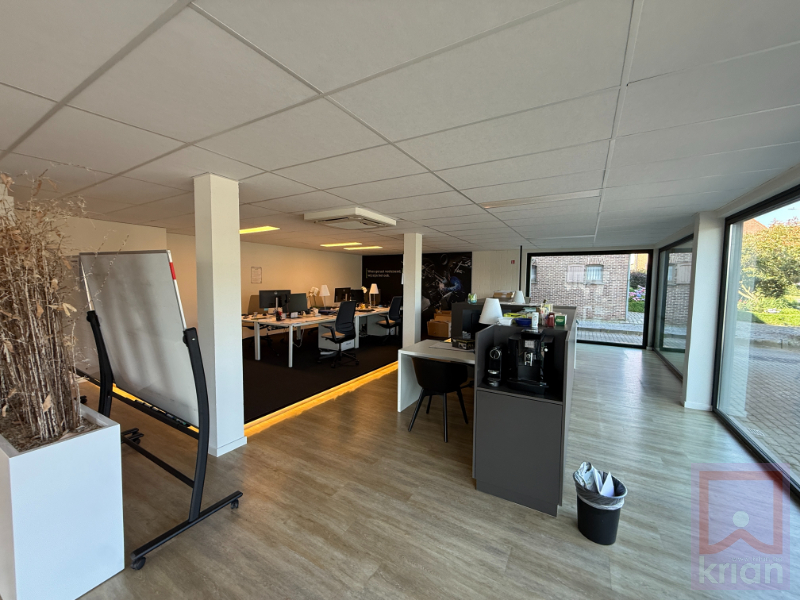 TOPLOCATIE: verhuurd handelspand van 258 m² met atelier en garage! - foto 5
