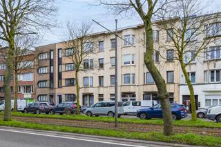 Dit appartement is gelegen in een kleinschalig gebouw aan de Stenenbrug in Antwerpen Borgerhout. Tal van winkels, het openbaar vervoer en...