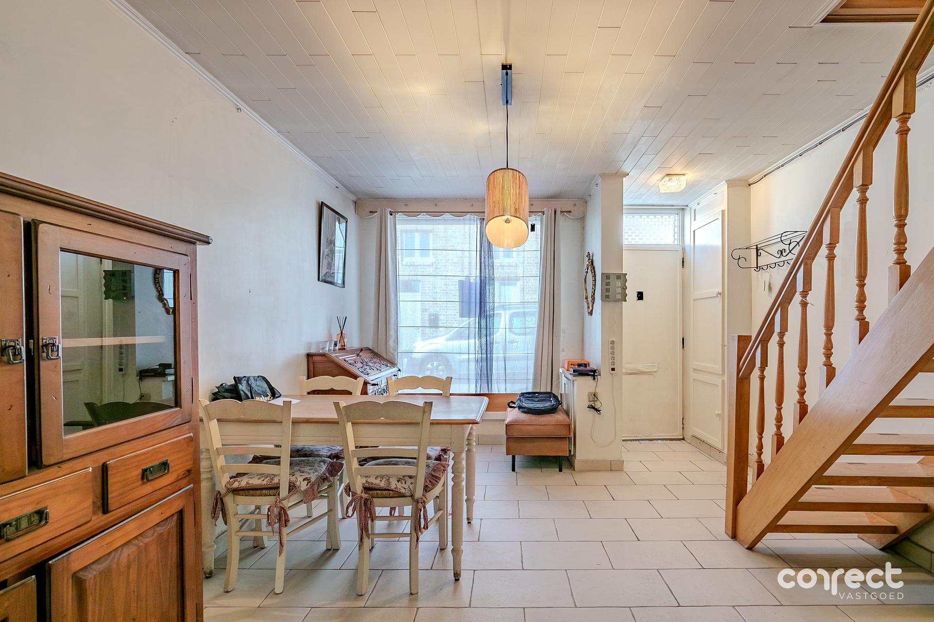 Zeer centraal gelegen met veel mogelijkheden en ruime tuin. - foto 4