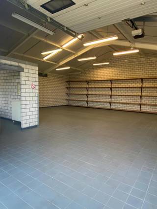 Commercial à louer à Oudsbergen