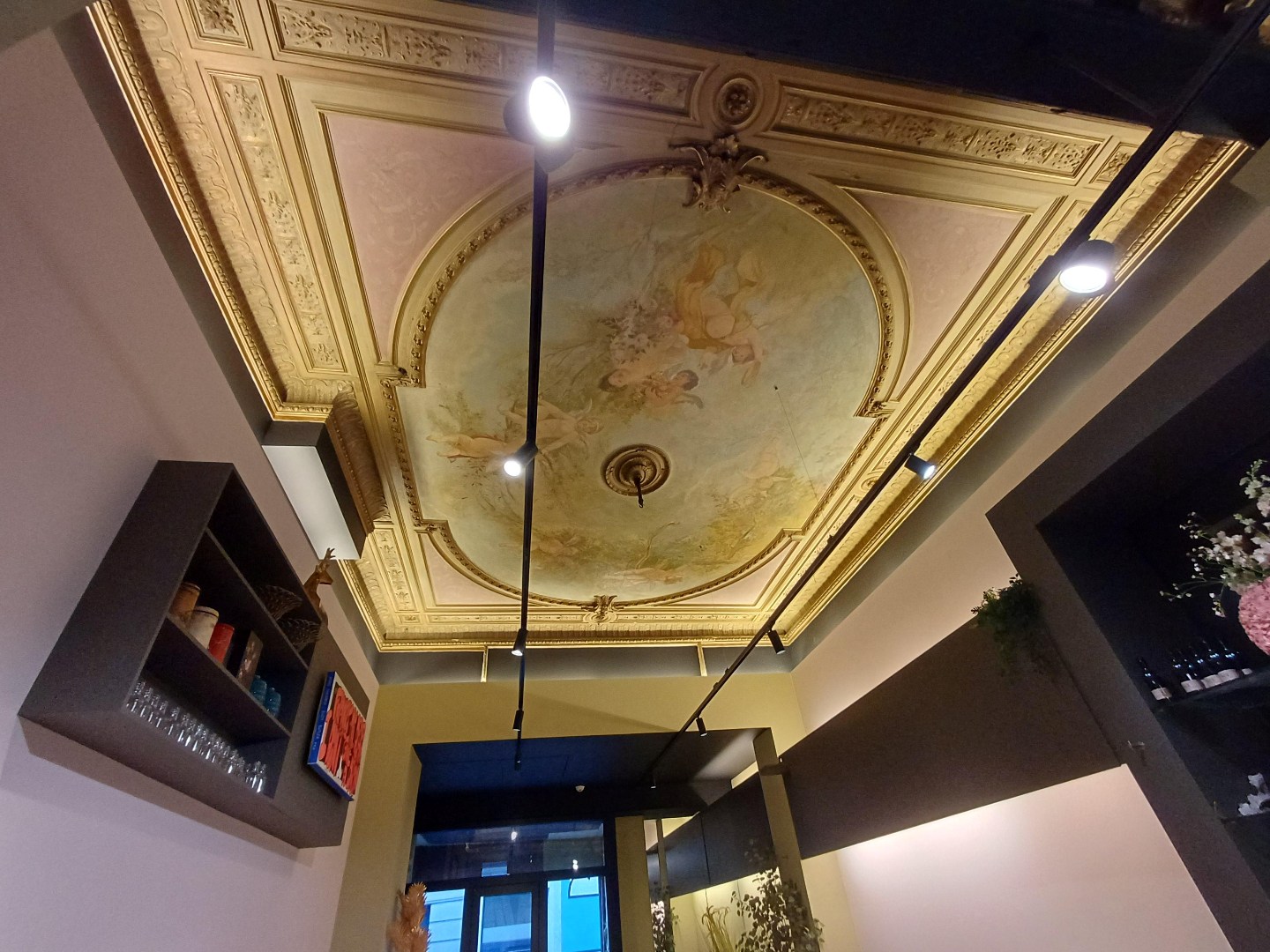 Commercial à louer à Anvers - photo 4