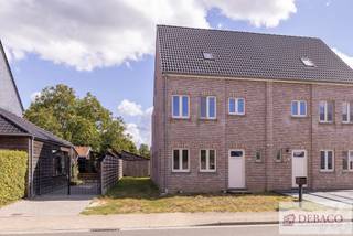 Ruime woning op een gunstige locatie in Herenthout met uniek agrarisch zicht!Deze aangename woning biedt heel wat mogelijkheden voor wie op zoek is...