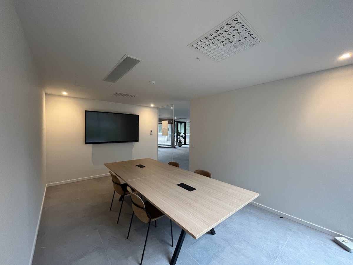 Easily accessible offices (198-415 m²) in Merelbeke - photo 4