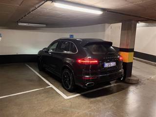 For rent: A well-located parking space on floor -1 in a building on Otto Venius Street. The parking lot is located right next to the ramp to the...