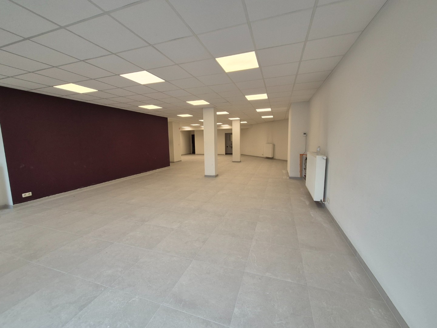 Commercial for rent in Roeselare - photo 2