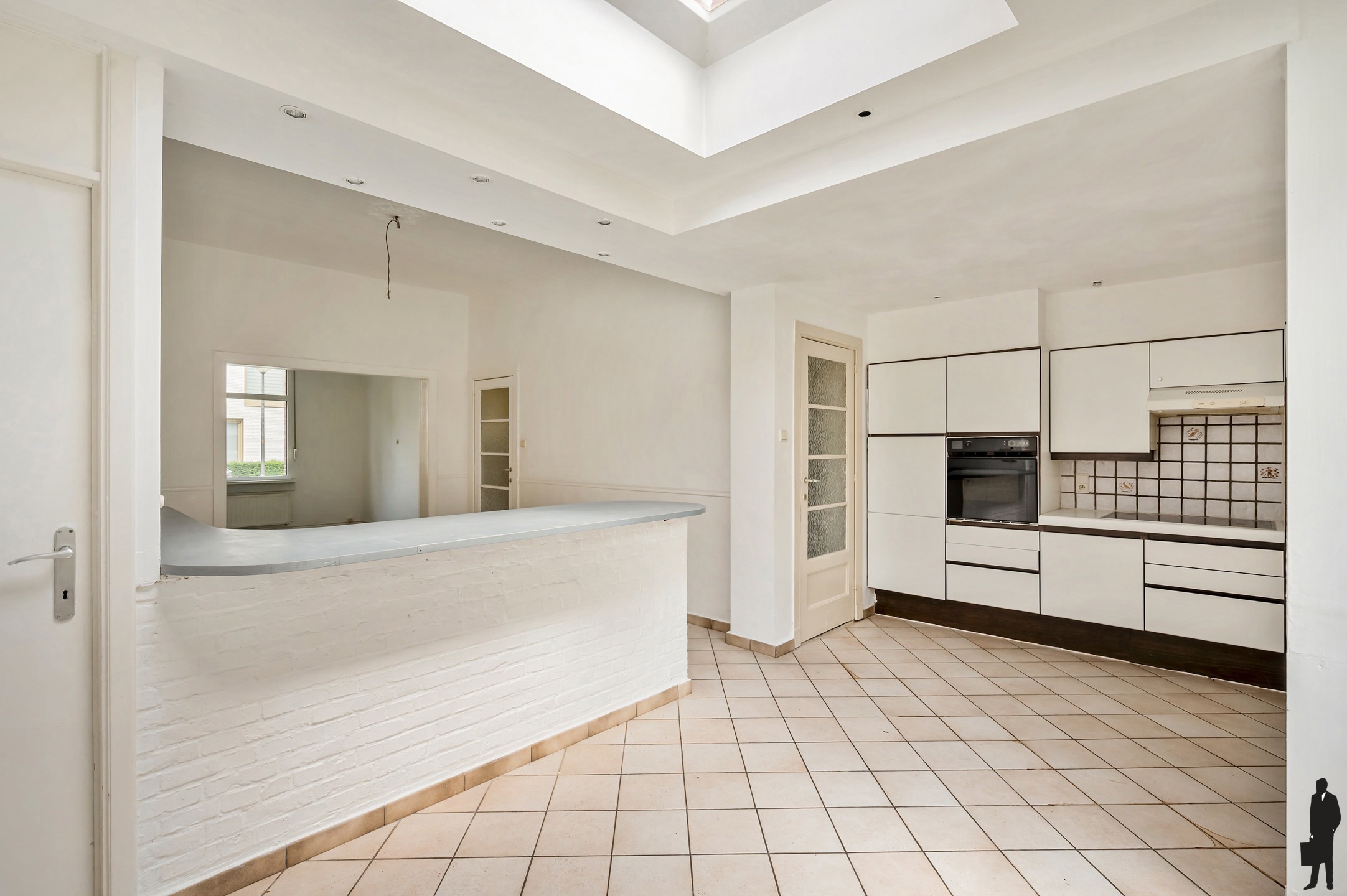 Te renoveren woning, met 4 SLK, met tuin en zijingang! - foto 5