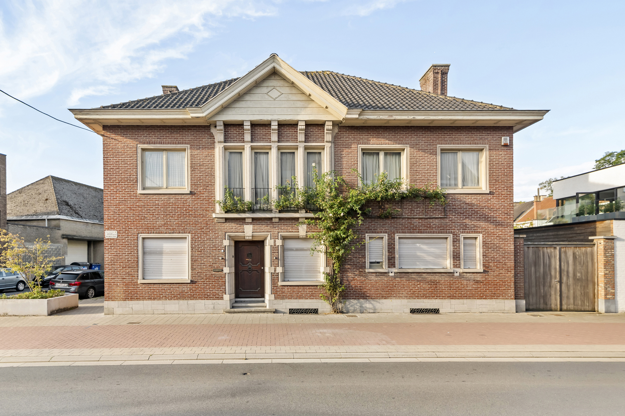 Charmante herenwoning met 6 slk, topgelegen in het centrum. - foto 3