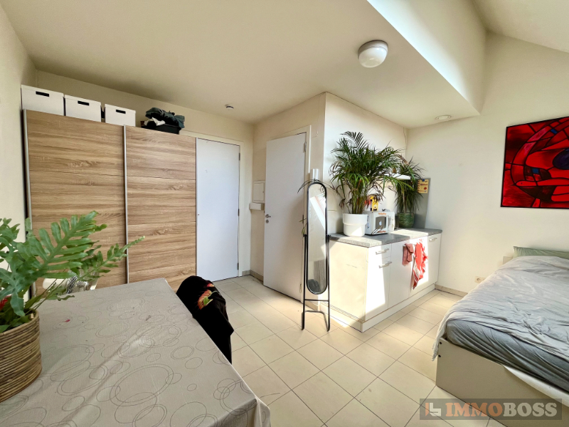 Moderne STUDENTENKAMERS nabij de Coupure - foto 3