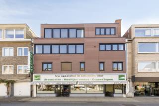 This ready-to-move-in building was completely and tastefully renovated in 2012 and offers the perfect combination of commercial space and...