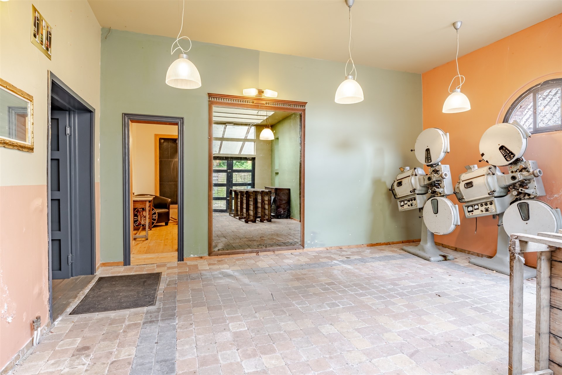 Commercieel handelspand met veel potentieel in hartje Hamme - foto 5