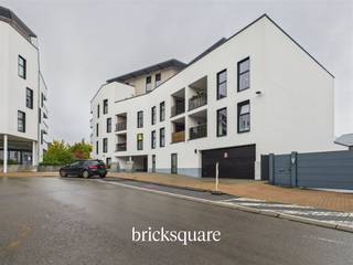 BASTOGNE - Situation idéale au coeur de Bastogne, à quelques pas de la Place Général Mc Auliffe.Découvrez cette belle opportunité constituée...