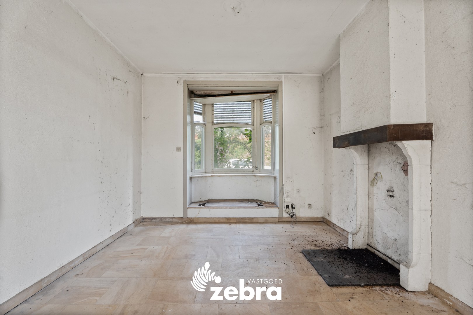 Te renoveren woning met 5 slaapkamers en veel potentieel in Sint-Michiels! - foto 5