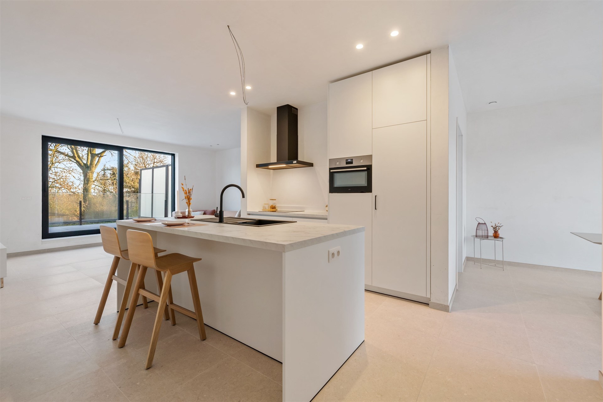 Ruim en lichtrijk appartement met 2 slaapkamers en mooi terras (121m²) met 2 slaapkamers en aangenaam terras - foto 3