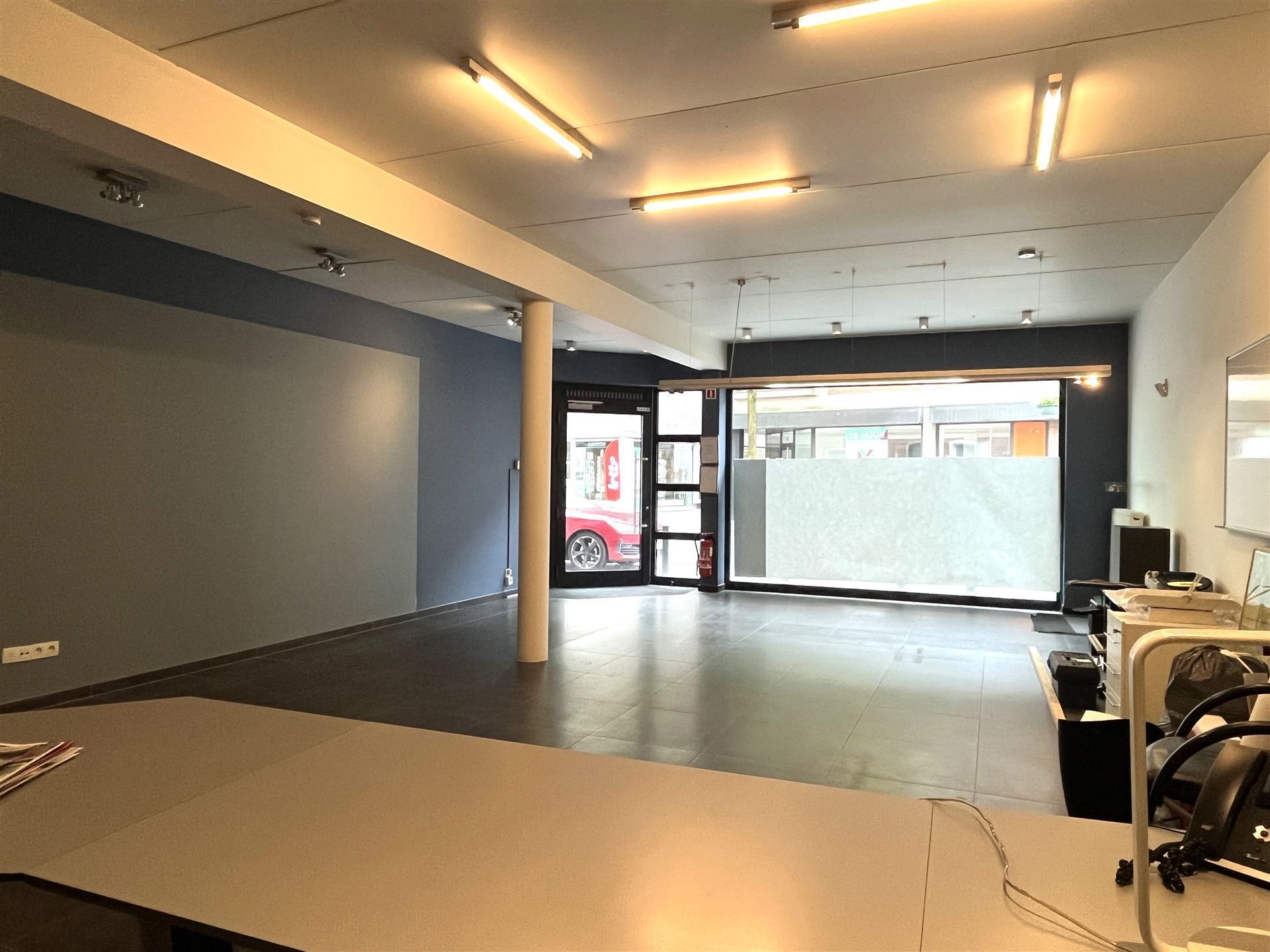 Commercial à louer à Puurs - photo 2