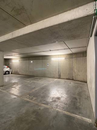 Garage for sale in Brussels