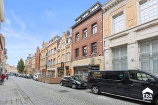 Investeringspand met uitstekend rendement in hartje IeperOp wandelafstand van de Grote Markt, in een bruisende en populaire buurt, vindt u dit...